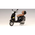 Autoart - Bike Scale Models - 1 12 Vespa ET4 150 Black